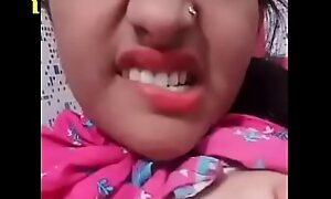 Desi Indian teen girl making her nude Video for her boyfriend