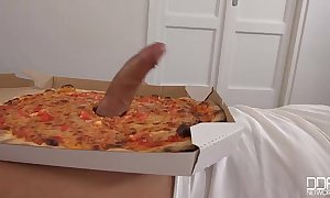 Delicious pizza ripping - administering latitudinarian wishes cum with reference to mouth